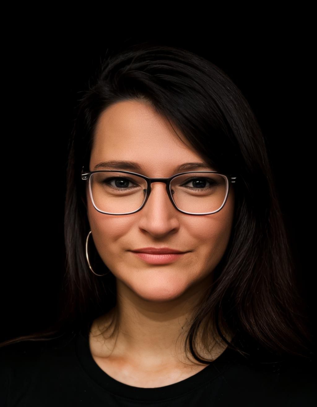 Marina Dullnig, Porträtfoto, schwarz-weiß